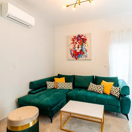 Villa Jackal House Lovrec
