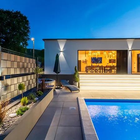 Jackal House Villa Lovrec