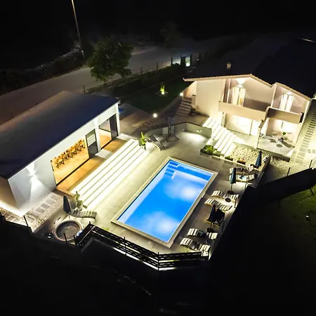 Villa Jackal House *