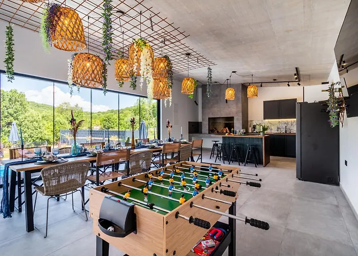 Jackal House With A Heated Pool And A Jacuzzi * Lovreć